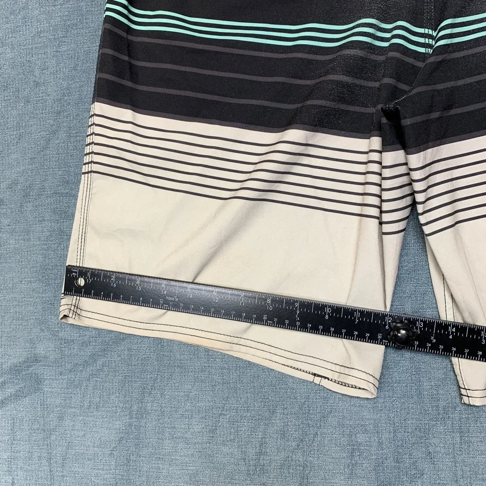 O'Neill Board Shorts Mens 38 Multicolor Logo Straight Leg Striped Summer Beach